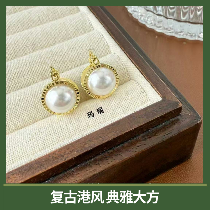 玛瑙耳钉