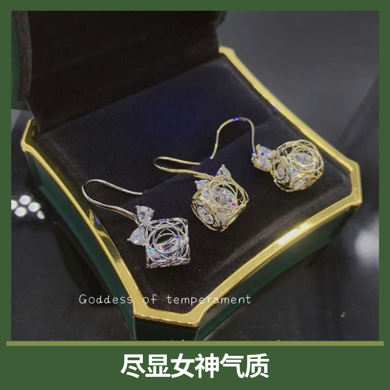水晶几何耳环